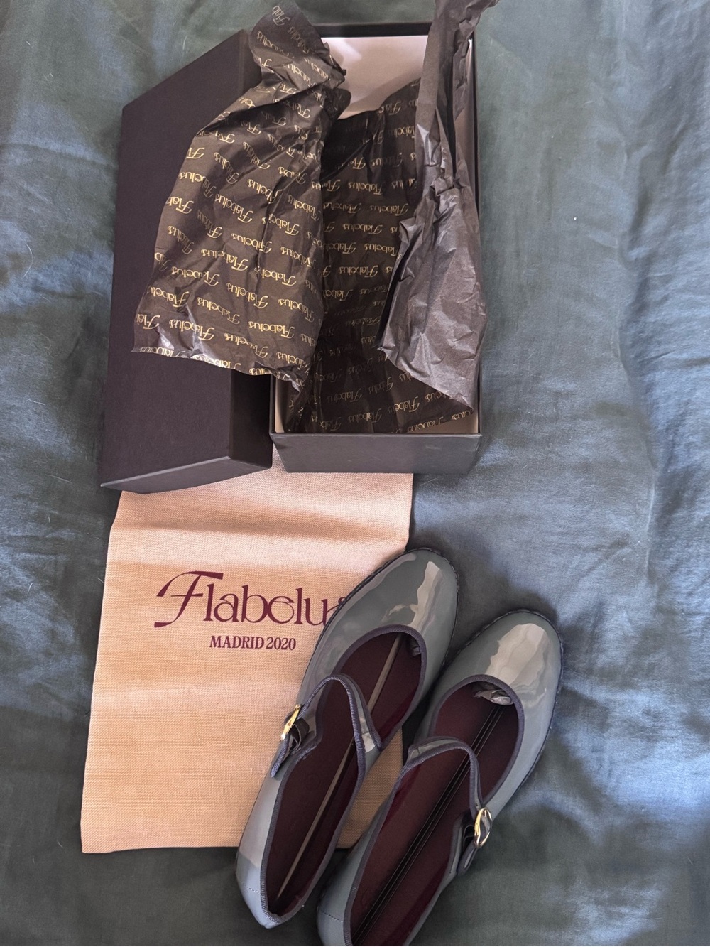 NIB Flabelus Dean Mary Janes in Night